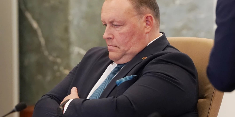 Козловскис отказывается вмешиваться в дело об убийстве собак под Бауской