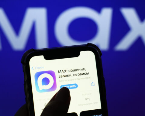 Крупномасштабная утечка или фейк: вокруг мессенджера Max разгорелся новый скандал