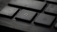 Microsoft планирует перенести производство из Китая на 2026 год в свете обострения американо-китайских отношений