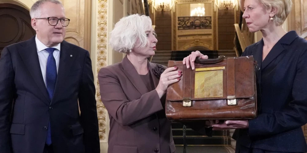 Минфин не сообщает размеры компенсаций для 400 уволенных сотрудников VID