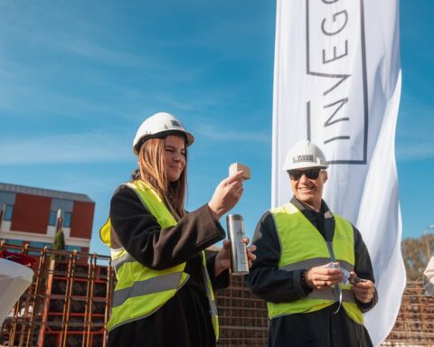 На Саркандаугаве заложен первый камень жилого комплекса Vītolu Parks стоимостью 75 миллионов евро