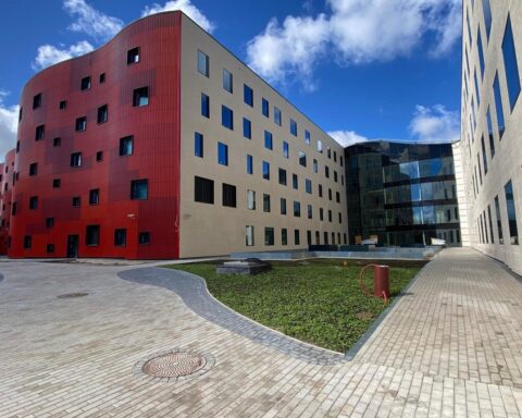 Объявлен тендер на завершение строительства корпуса А2 клинической больницы им. Страдиня