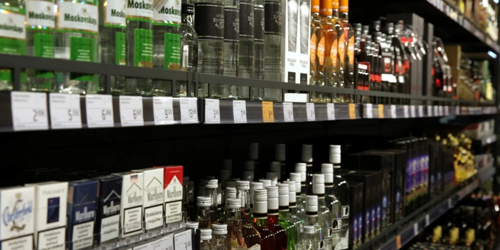 Ограничения на продажу алкоголя: результаты контрольных мероприятий в Латвии