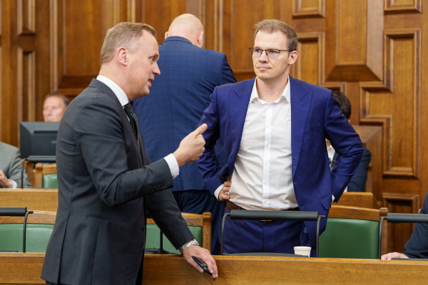 Политики Латвии готовятся к выборам: поправки к закону об электронных СМИ и запрет рекламы на русском языке