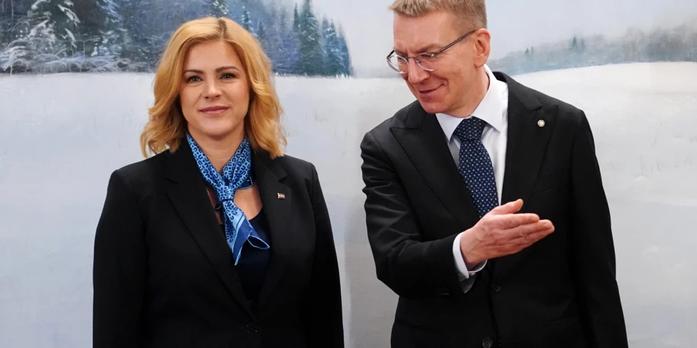Президент Латвии намекает правительству на необходимость передачи власти при отсутствии результатов