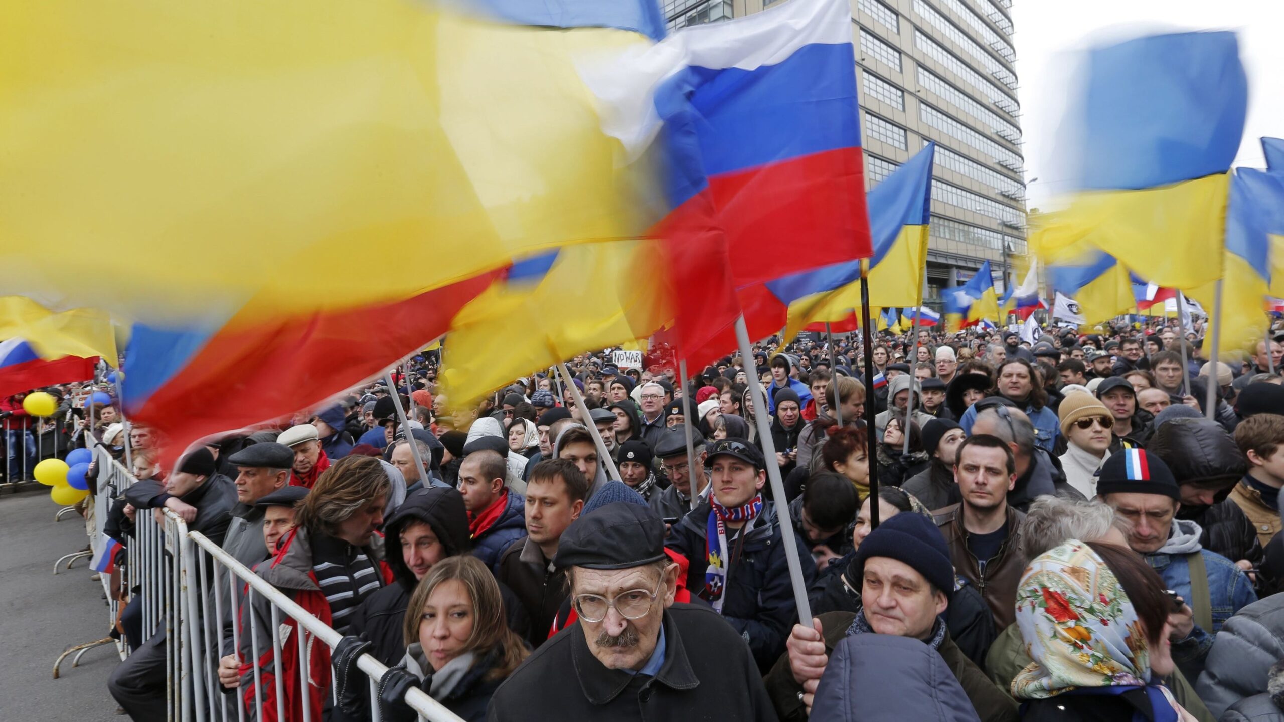 Россия активизирует агентурную сеть для дискредитации украинских беженцев в США
