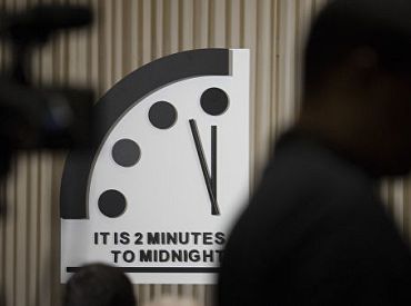 Трамп анонсировал возобновление ядерных испытаний в США на фоне международной гонки вооружений