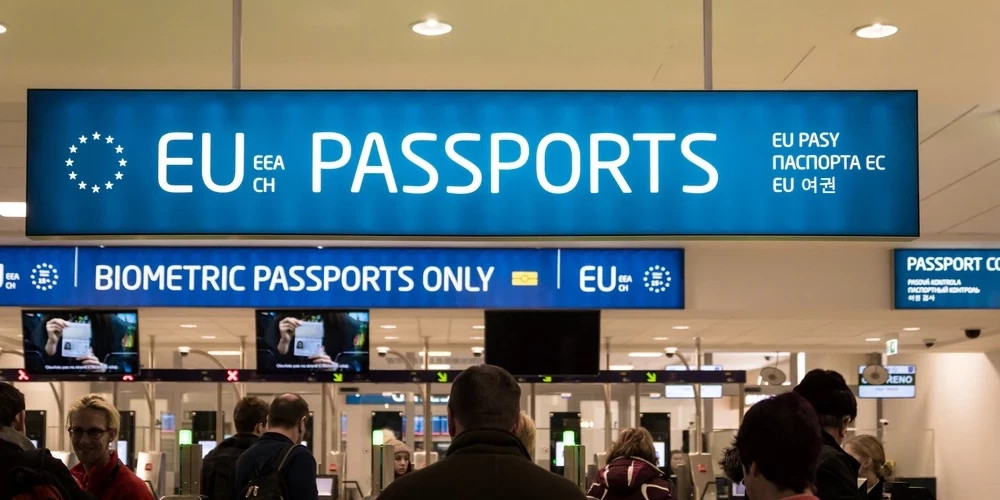 В Латвии вступил в силу новый порядок въезда в страну с возможными очередями для пассажиров