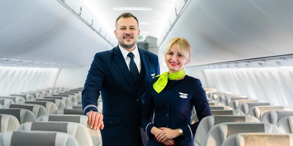 AirBaltic объявила набор 200 новых бортпроводников с бесплатным обучением в Балтии