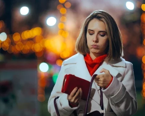 Более половины латвийцев считают финансовую свободу связанном с накоплениями