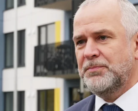 Дело против мэра Валмиеры и пяти сотрудников самоуправления передано в прокуратуру