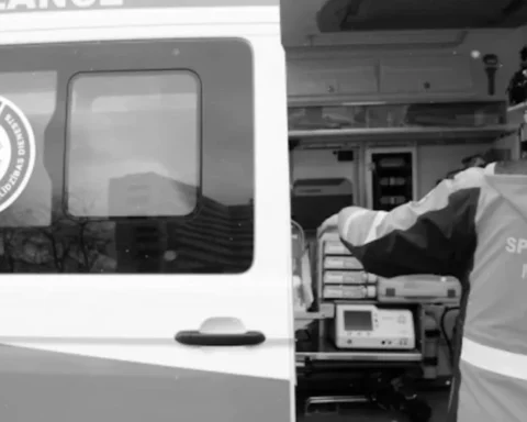 Элина благодарит врачей за помощь бабушке в Цесисе 4 ноября