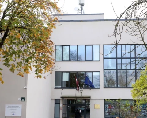 Госконтроль выявил мошенничество с бюджетом в Рижском техникуме моды