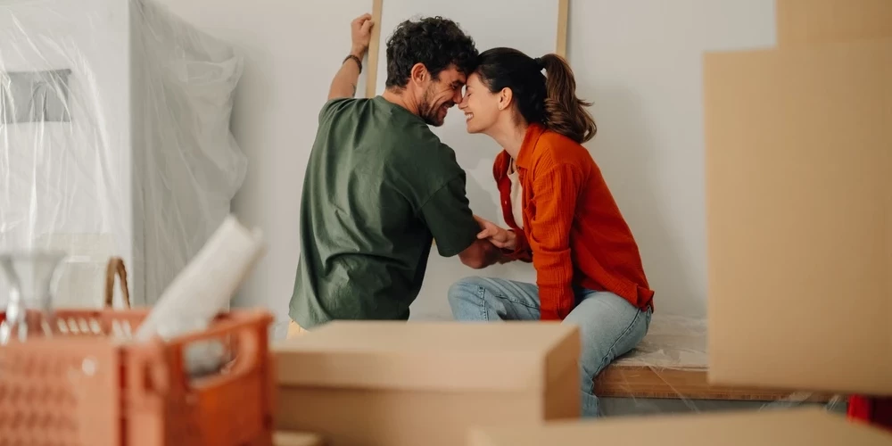 Каждый третий латвиец намерен купить жилье на фоне снижения процентных ставок