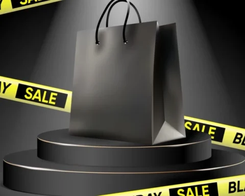 Каждый второй житель Латвии ждет Черную пятницу для покупки подарков при определенных условиях