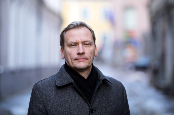 Комиссия парламента отклонила кандидатуру Сиксниса на должность члена СОЭСМИ