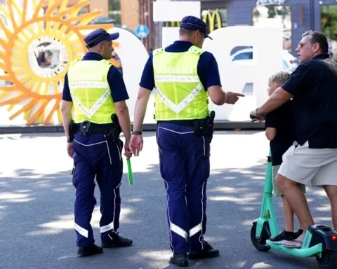 Латвийских велосипедистов и самокатчиков уведомили о новых правилах и штрафах с 2026 года