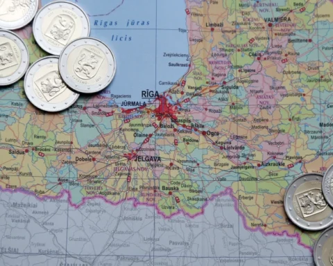 Латвия демонстрирует рост ВВП и зарплат на фоне увеличения добавленной стоимости в секторе услуг