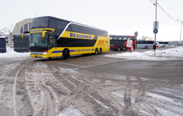 Латвия рассматривает полный запрет на автобусные перевозки с Россией из-за угроз безопасности