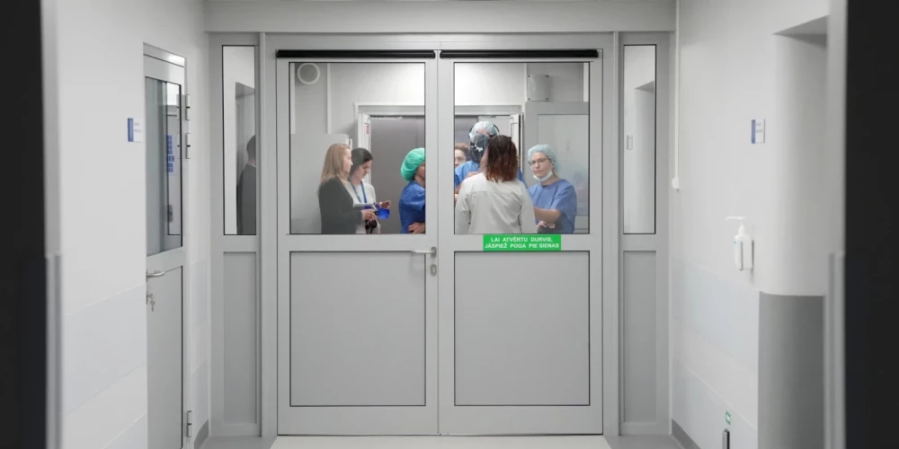 Латвия с 2026 года меняет систему здравоохранения на единую для всех