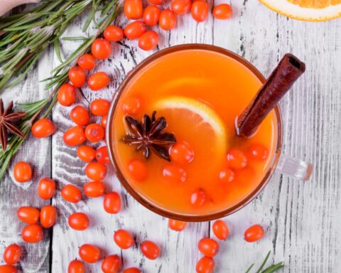 Облепиховый сбитень с апельсином и имбирём