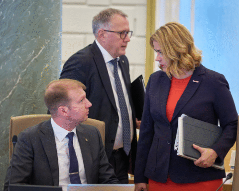 Обсуждение бюджета-2026: возобновление диалога в латвийском правительстве