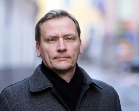 Парламентская комиссия отвергла кандидатуру Сиксниса на членство в SEPLP