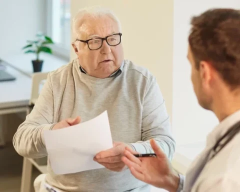 Пенсионеры в Латвии могут столкнуться с нехваткой лекарств от давления и сердца в 2024 году