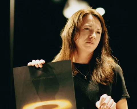 Премьера пьесы Ника Пэйна "Созвездия" в Аркаде Театра Чехова