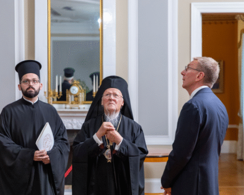 Президент Латвии провел встречу с патриархом Константинопольским