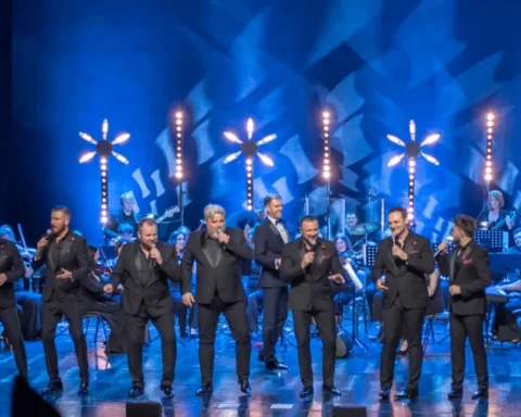 Проект 10 Tenors проводит уникальное музыкальное шоу с латвийскими артистами в Риге