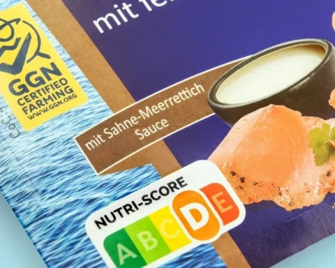 Разноцветная шкала Nutri-Score на продуктах Lidl: что она означает для покупателей Латвии