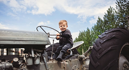 Рецессия на российском рынке сельхозтехники усиливается на фоне падения доходов фермеров