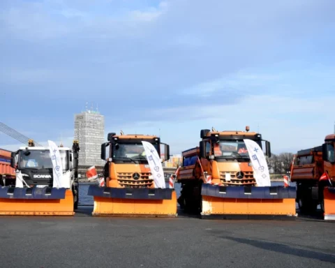 Рига выделяет 24,4 миллиона евро на зимнее содержание улиц и тротуаров