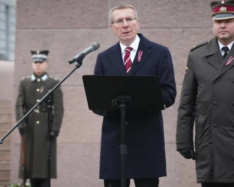 Ринкевич в День Лачплесиса призывает сохранять готовность защищать Латвию