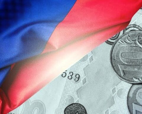 Российский частный сектор входит в рецессию