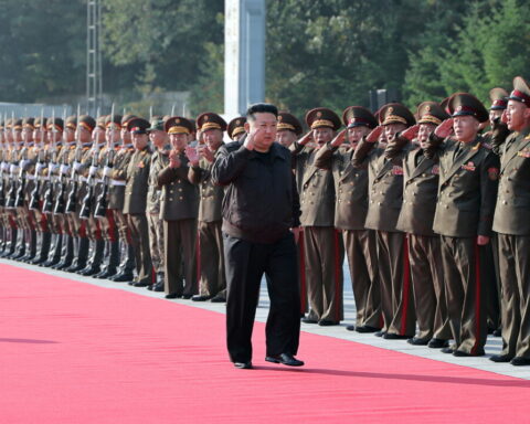 Северная Корея дополнительно направила в Россию пять тысяч военных