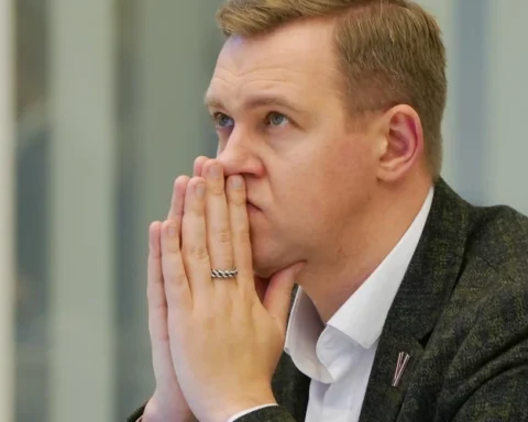 Шуваев: надежда на стабильность коалиции до выборов на фоне бюджетных споров