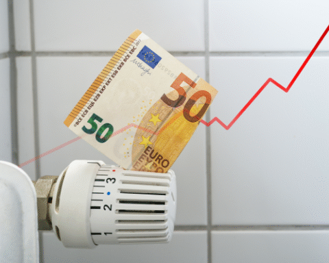 Тарифы на тепло в Риге остаются высокими: оппозиция требует парламентского расследования