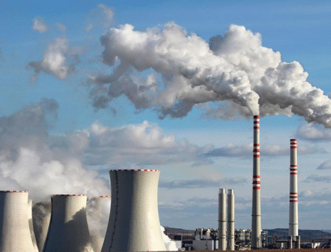 Три закона могут привести к росту цен на топливо выше 2 евро за литр в Латвии