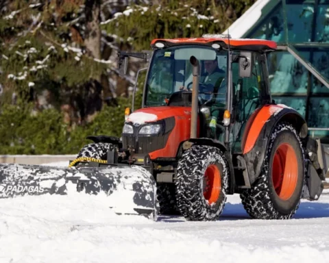 В Даугавпилсе запустили онлайн-карту зимней уборки улиц во время снегопада