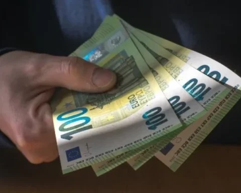 В Латгале задержаны пятеро денежных курьеров, в том числе 15-летний подросток