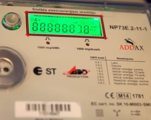 В Латвии цена электроэнергии в октябре выросла на 25% до 105,06 евро за МВт·ч