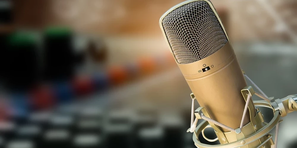 В Латвии вступил в силу закон об изменении правил размещения рекламы на радио