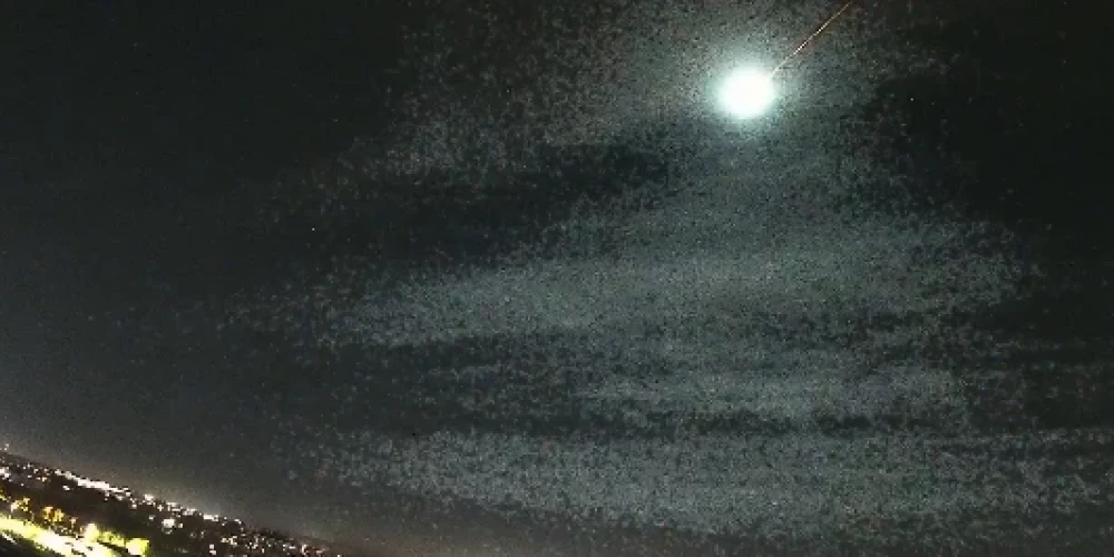 В Латвии зафиксировали яркий болид: синоптик рассказал о его происхождении