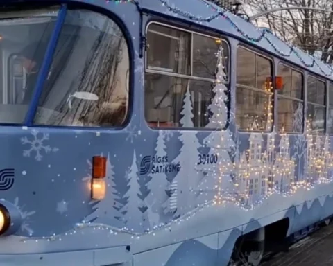 В Риге с 30 ноября начнёт курсировать праздничный трамвай