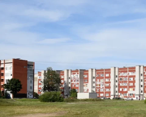 В Риге в субботу предсказывают солнечную погоду с небольшими осадками