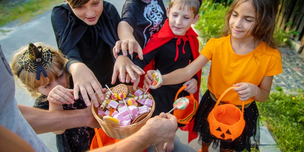 В Виесите во время Хэллоуина ребенок обнаружил иголку в сладостях