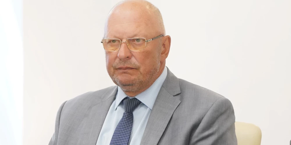 Юрмала избрала нового мэра после скандала с допуском к гостайне