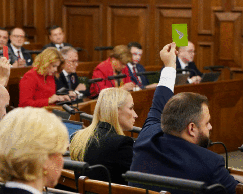 Завтра в Сейме рассмотрят поправки к иммиграционному закону и этические жалобы депутатов